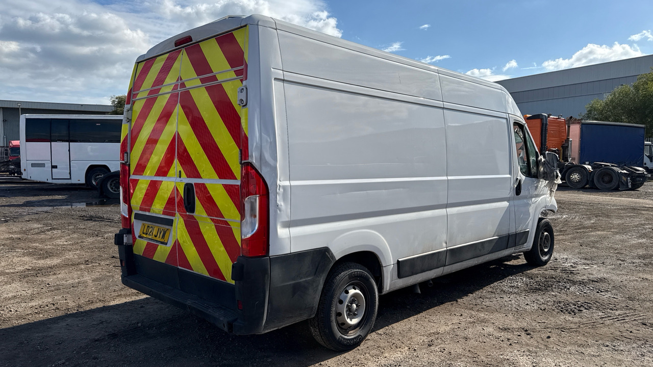 FIAT DUCATO 2.3 Multijet 140PS - Furgon: slika FIAT DUCATO 2.3 Multijet 140PS - Furgon FIAT DUCATO 2.3 Multijet 140PS - Furgon: slika FIAT DUCATO 2.3 Multijet 140PS - Furgon