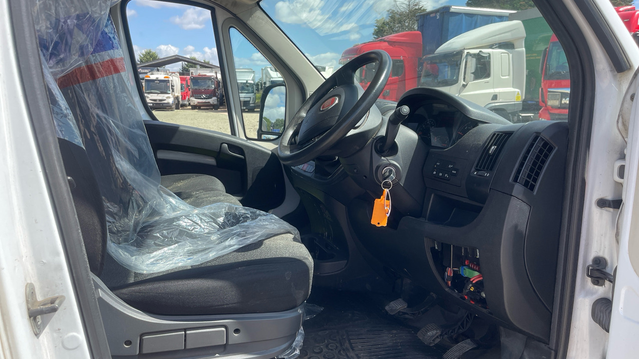 FIAT DUCATO 35 2.3 MULTIJET 140PS - Furgon: slika FIAT DUCATO 35 2.3 MULTIJET 140PS - Furgon FIAT DUCATO 35 2.3 MULTIJET 140PS - Furgon: slika FIAT DUCATO 35 2.3 MULTIJET 140PS - Furgon