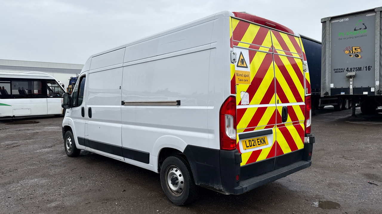 FIAT DUCATO 35 2.3 MULTIJET TECNICO 140PS - Furgon: slika FIAT DUCATO 35 2.3 MULTIJET TECNICO 140PS - Furgon FIAT DUCATO 35 2.3 MULTIJET TECNICO 140PS - Furgon: slika FIAT DUCATO 35 2.3 MULTIJET TECNICO 140PS - Furgon