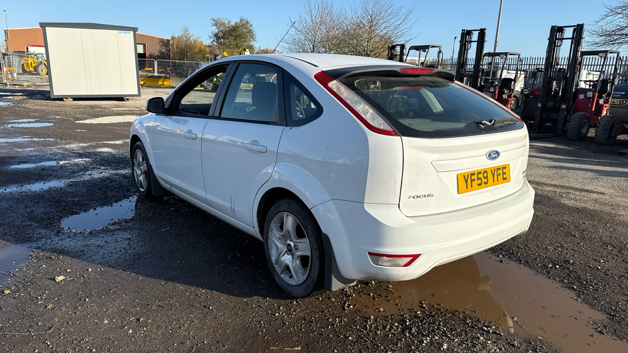 FORD FOCUS 1.6 TDCI STYLE - Hatchback: slika FORD FOCUS 1.6 TDCI STYLE - Hatchback FORD FOCUS 1.6 TDCI STYLE - Hatchback: slika FORD FOCUS 1.6 TDCI STYLE - Hatchback