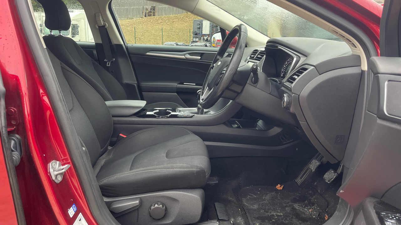 FORD MONDEO 2.0 TDCi 180PS - Hatchback: slika FORD MONDEO 2.0 TDCi 180PS - Hatchback FORD MONDEO 2.0 TDCi 180PS - Hatchback: slika FORD MONDEO 2.0 TDCi 180PS - Hatchback