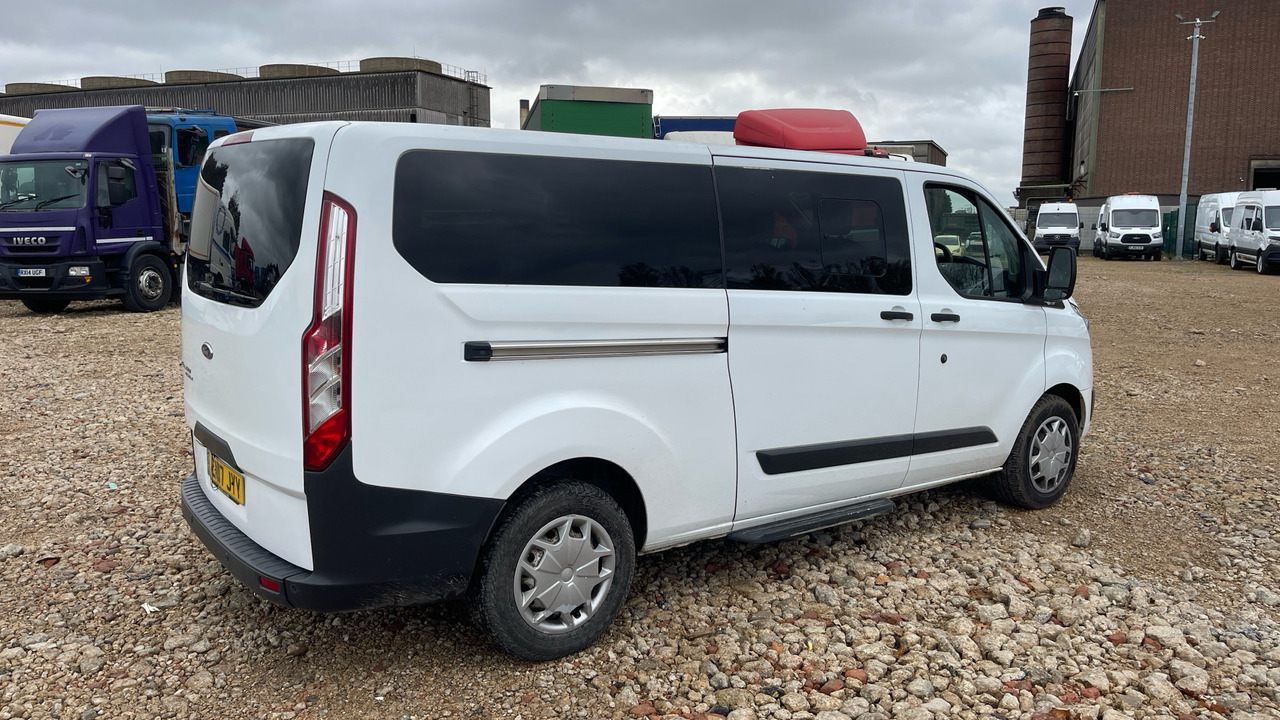 FORD TOURNEO CUSTOM 310 2.0 TDCI 130PS - Minibus, Putnički kombi: slika FORD TOURNEO CUSTOM 310 2.0 TDCI 130PS - Minibus, Putnički kombi FORD TOURNEO CUSTOM 310 2.0 TDCI 130PS - Minibus, Putnički kombi: slika FORD TOURNEO CUSTOM 310 2.0 TDCI 130PS - Minibus, Putnički kombi