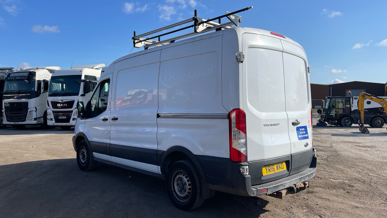 FORD TRANSIT 350 2.2 TDCi 125PS - Furgon: slika FORD TRANSIT 350 2.2 TDCi 125PS - Furgon FORD TRANSIT 350 2.2 TDCi 125PS - Furgon: slika FORD TRANSIT 350 2.2 TDCi 125PS - Furgon