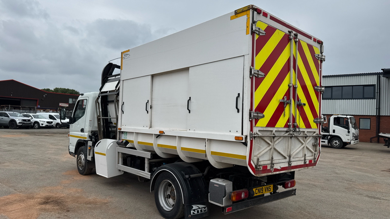 FUSO CANTER 7C15 - Kamion za odvoz smeća: slika FUSO CANTER 7C15 - Kamion za odvoz smeća FUSO CANTER 7C15 - Kamion za odvoz smeća: slika FUSO CANTER 7C15 - Kamion za odvoz smeća