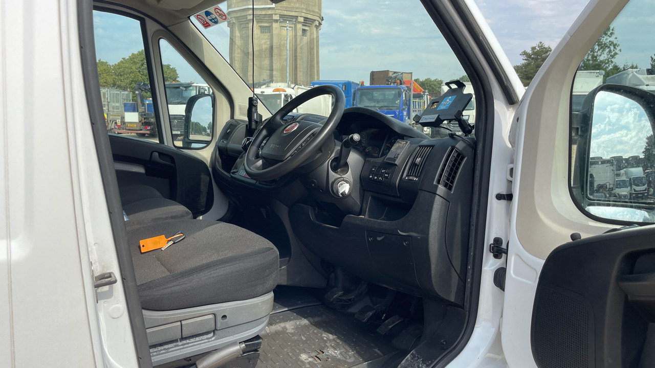 Fiat Ducato 2.3 MULTIJET 140 PS - Furgon: slika Fiat Ducato 2.3 MULTIJET 140 PS - Furgon Fiat Ducato 2.3 MULTIJET 140 PS - Furgon: slika Fiat Ducato 2.3 MULTIJET 140 PS - Furgon