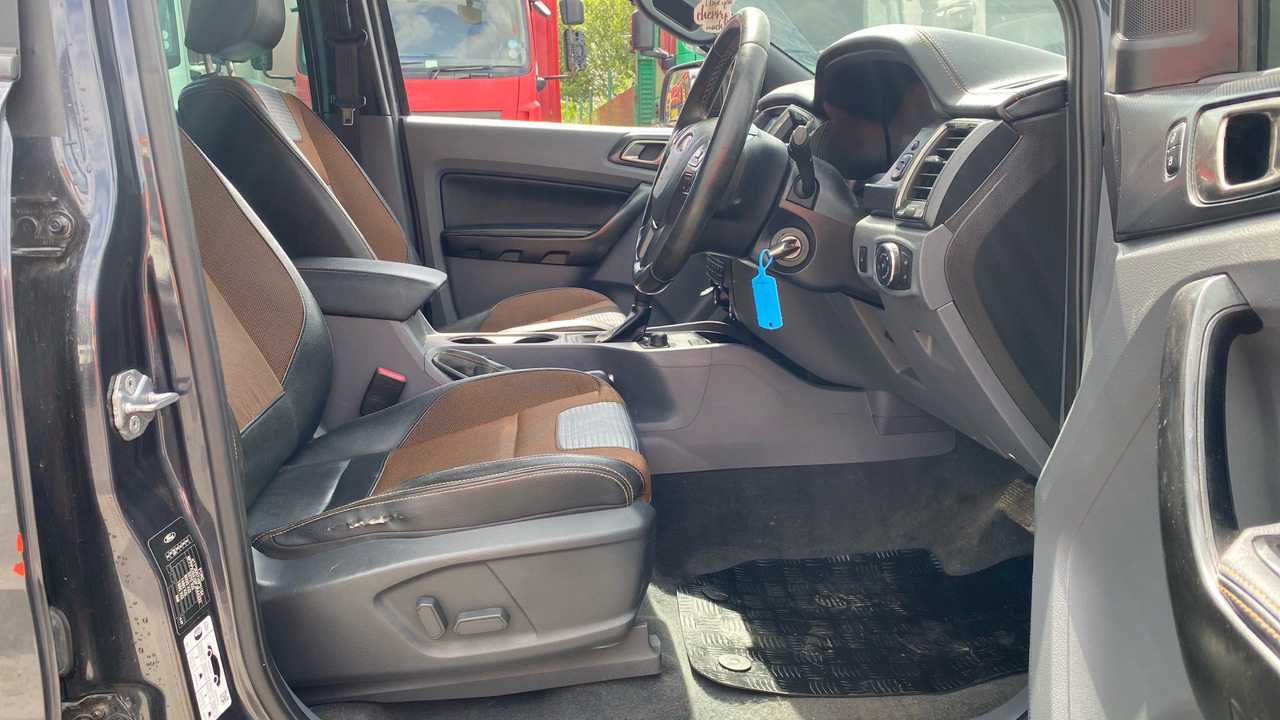 Ford Ranger WILDTRAK 200 3.2 TDCi - Pick-up, Dostavno vozilo s dvostrukom kabinom: slika Ford Ranger WILDTRAK 200 3.2 TDCi - Pick-up, Dostavno vozilo s dvostrukom kabinom Ford Ranger WILDTRAK 200 3.2 TDCi - Pick-up, Dostavno vozilo s dvostrukom kabinom: slika Ford Ranger WILDTRAK 200 3.2 TDCi - Pick-up, Dostavno vozilo s dvostrukom kabinom