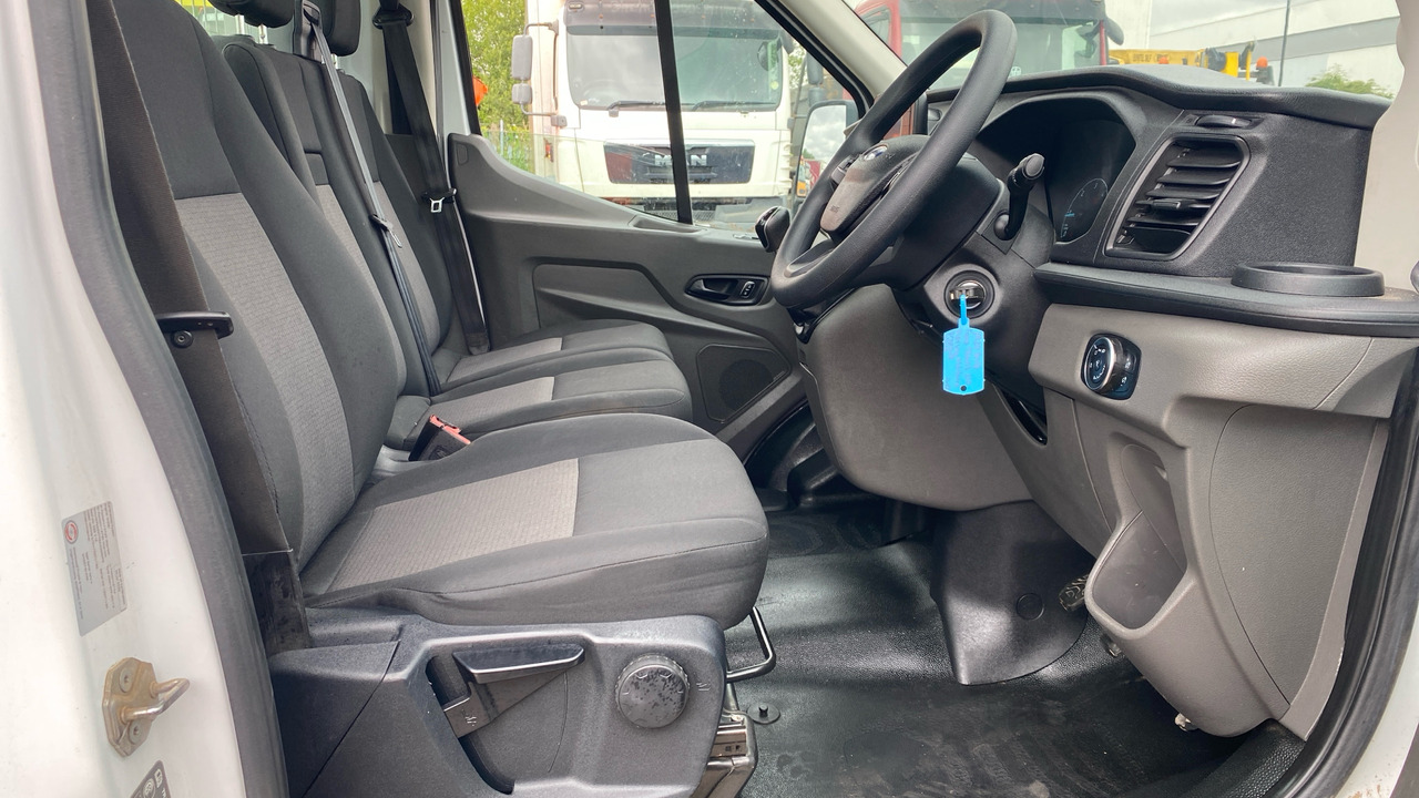 Ford Transit 350 2.0 ECOBLUE 130PS - Dostavno vozilo s ravnom platformom: slika Ford Transit 350 2.0 ECOBLUE 130PS - Dostavno vozilo s ravnom platformom Ford Transit 350 2.0 ECOBLUE 130PS - Dostavno vozilo s ravnom platformom: slika Ford Transit 350 2.0 ECOBLUE 130PS - Dostavno vozilo s ravnom platformom