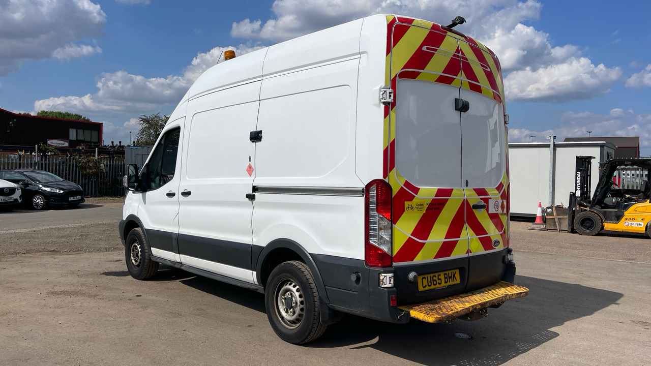 Ford Transit 350 2.2 TDCi 155ps - Furgon: slika Ford Transit 350 2.2 TDCi 155ps - Furgon Ford Transit 350 2.2 TDCi 155ps - Furgon: slika Ford Transit 350 2.2 TDCi 155ps - Furgon