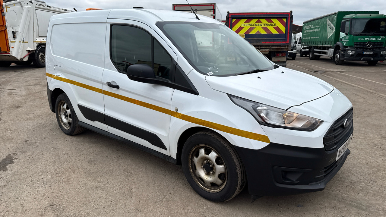 Ford Transit Connect 200 1.5 EcoBlue 75ps - Mali kombi: slika Ford Transit Connect 200 1.5 EcoBlue 75ps - Mali kombi Ford Transit Connect 200 1.5 EcoBlue 75ps - Mali kombi: slika Ford Transit Connect 200 1.5 EcoBlue 75ps - Mali kombi