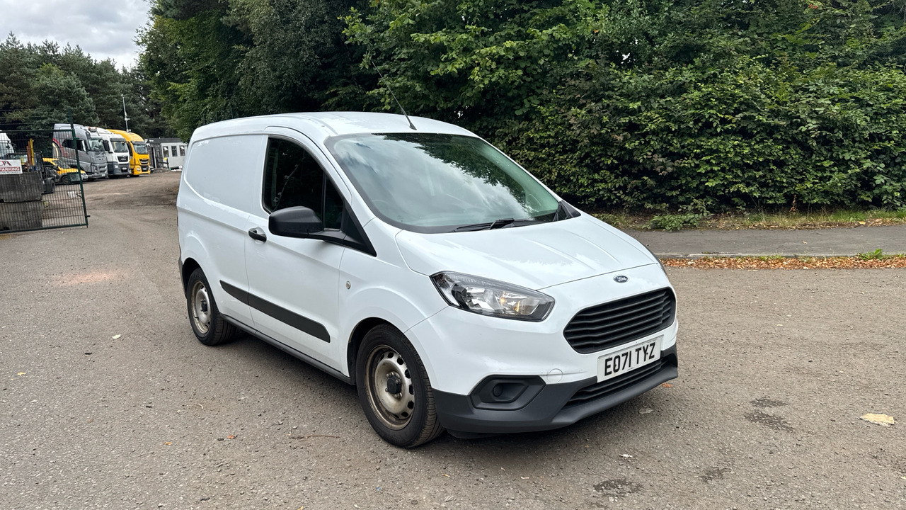 Ford Transit Courier 1.5 TDCI 75PS BASE - Mali kombi: slika Ford Transit Courier 1.5 TDCI 75PS BASE - Mali kombi Ford Transit Courier 1.5 TDCI 75PS BASE - Mali kombi: slika Ford Transit Courier 1.5 TDCI 75PS BASE - Mali kombi