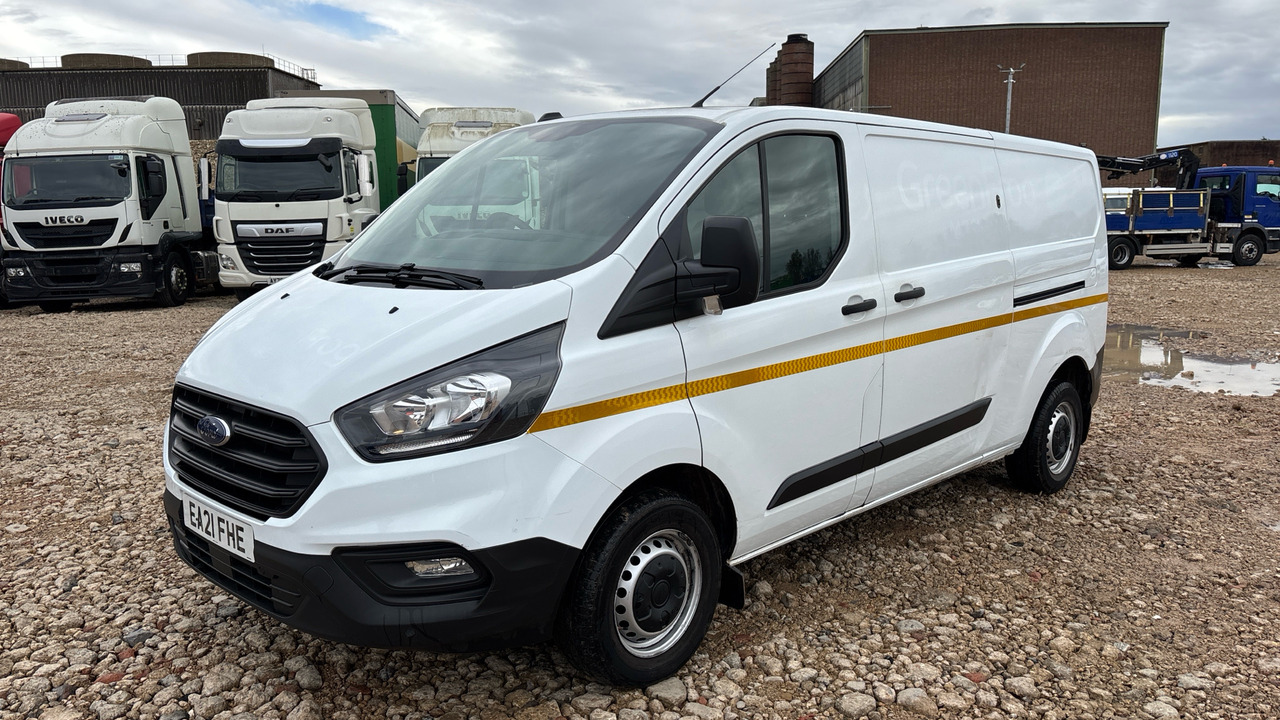 Ford Transit Custom 300 2.0 ECOBLUE 105PS - Mali kombi: slika Ford Transit Custom 300 2.0 ECOBLUE 105PS - Mali kombi Ford Transit Custom 300 2.0 ECOBLUE 105PS - Mali kombi: slika Ford Transit Custom 300 2.0 ECOBLUE 105PS - Mali kombi