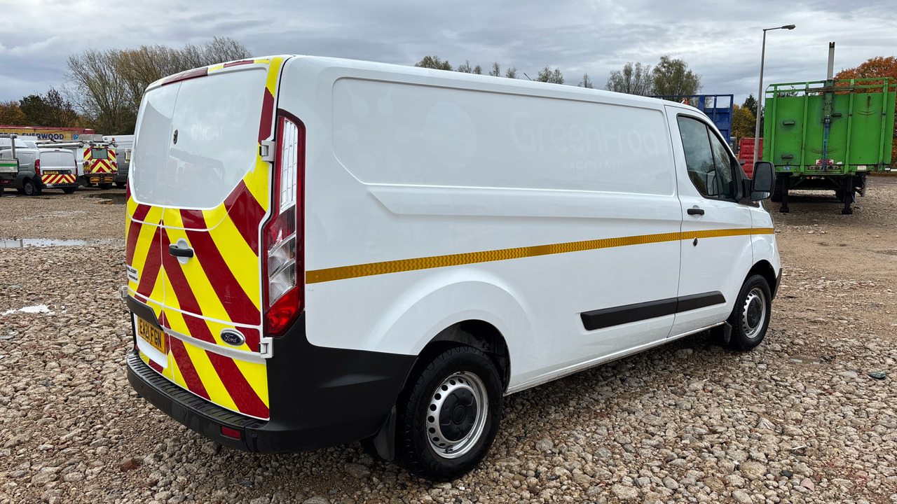 Ford Transit Custom 300 2.0 ECOBLUE 105PS - Mali kombi: slika Ford Transit Custom 300 2.0 ECOBLUE 105PS - Mali kombi Ford Transit Custom 300 2.0 ECOBLUE 105PS - Mali kombi: slika Ford Transit Custom 300 2.0 ECOBLUE 105PS - Mali kombi