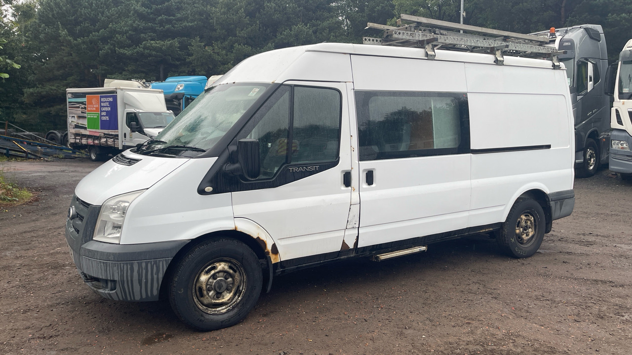 Ford Transit T350 2.2 TDCi 115ps - Dostavno vozilo s dvostrukom kabinom: slika Ford Transit T350 2.2 TDCi 115ps - Dostavno vozilo s dvostrukom kabinom Ford Transit T350 2.2 TDCi 115ps - Dostavno vozilo s dvostrukom kabinom: slika Ford Transit T350 2.2 TDCi 115ps - Dostavno vozilo s dvostrukom kabinom