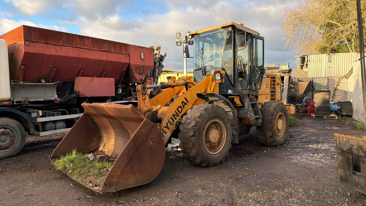 HYUNDAI HL73O-9 - Utovarivač na kotačima: slika HYUNDAI HL73O-9 - Utovarivač na kotačima HYUNDAI HL73O-9 - Utovarivač na kotačima: slika HYUNDAI HL73O-9 - Utovarivač na kotačima