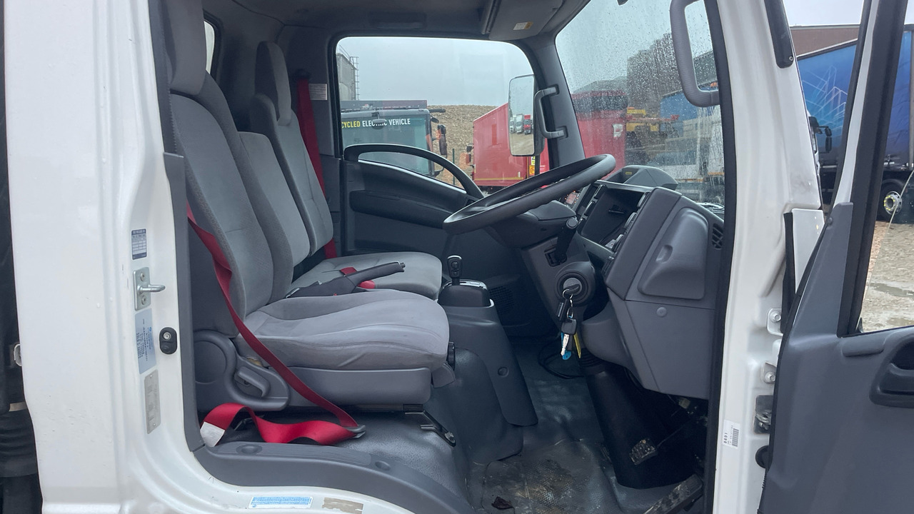 ISUZU N75 150 - Kamion hladnjača: slika ISUZU N75 150 - Kamion hladnjača ISUZU N75 150 - Kamion hladnjača: slika ISUZU N75 150 - Kamion hladnjača