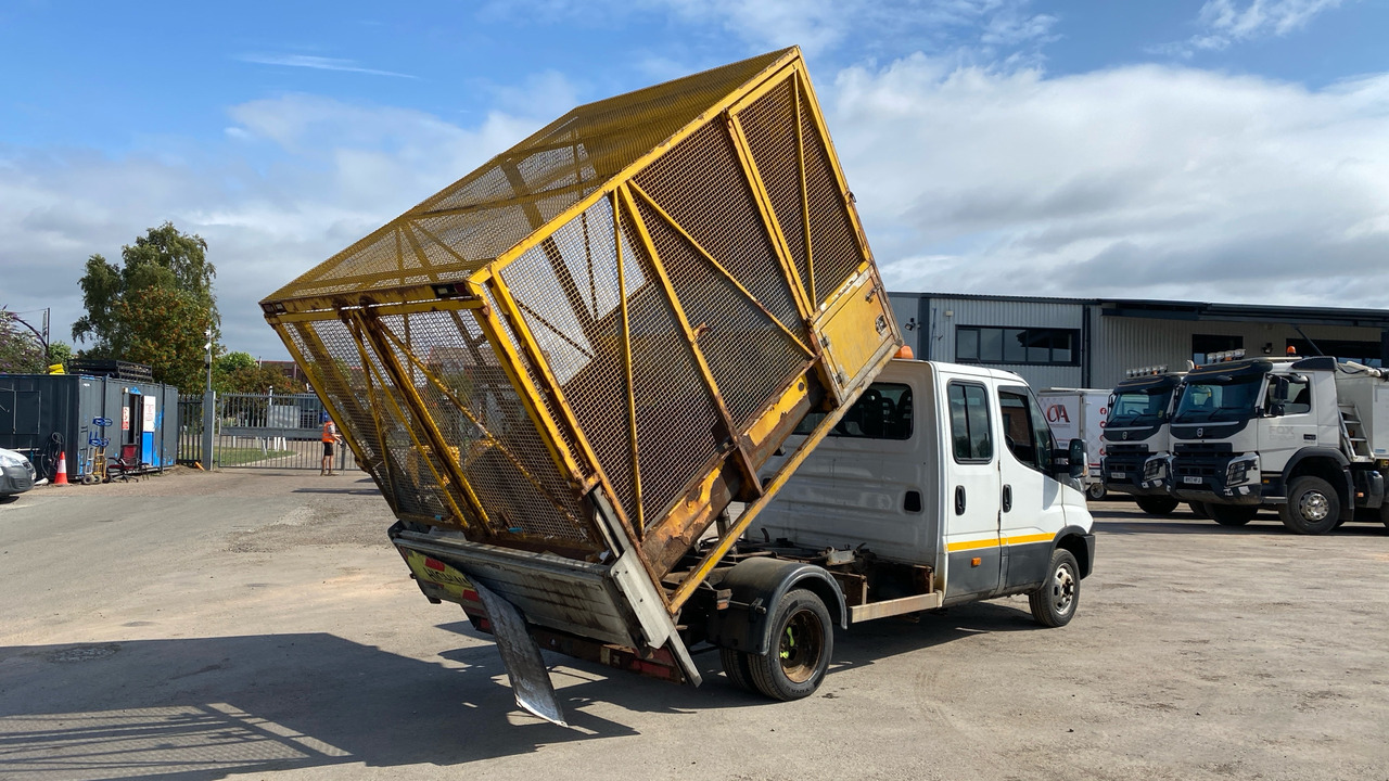 IVECO DAILY 50-150 - Kiper: slika IVECO DAILY 50-150 - Kiper IVECO DAILY 50-150 - Kiper: slika IVECO DAILY 50-150 - Kiper