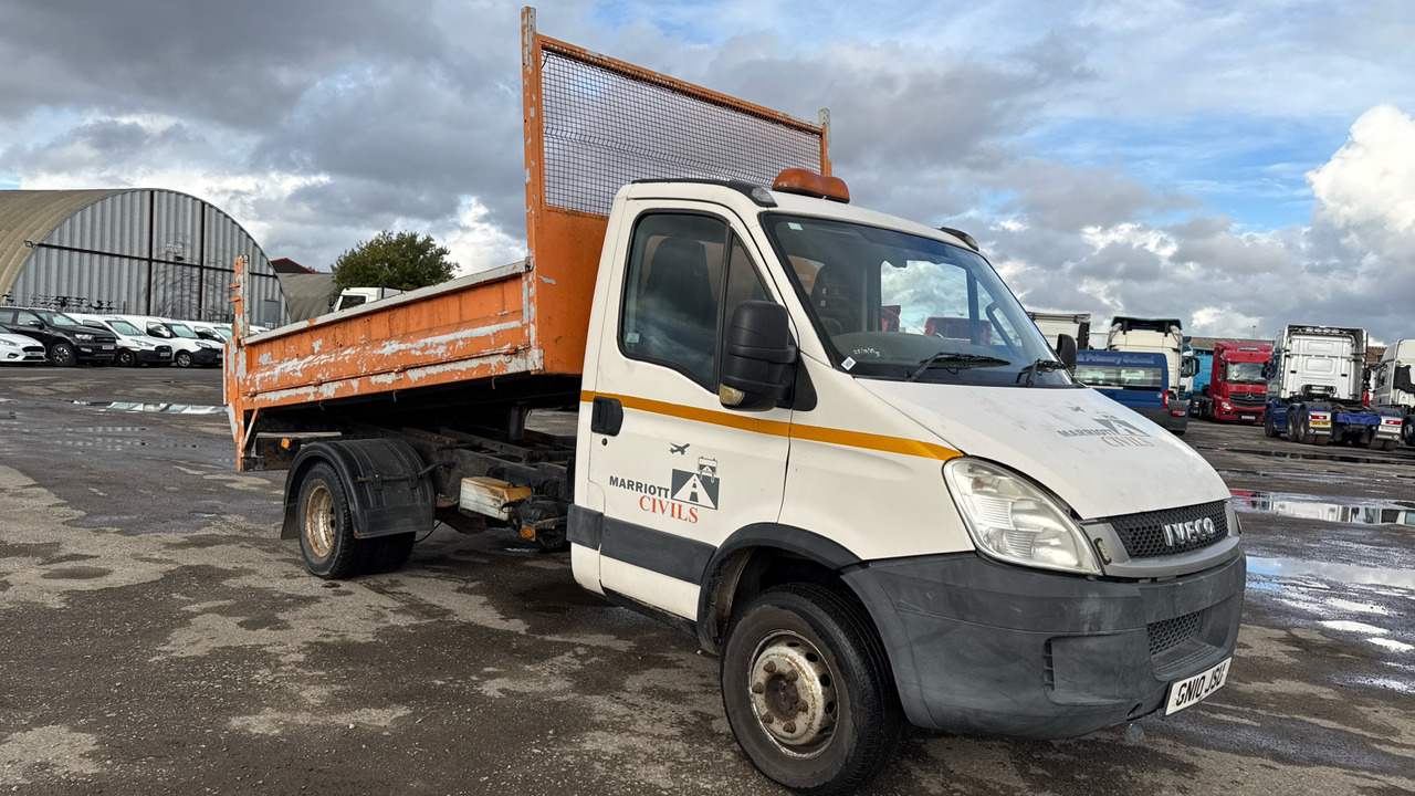 IVECO DAILY 60-180 - Kiper: slika IVECO DAILY 60-180 - Kiper IVECO DAILY 60-180 - Kiper: slika IVECO DAILY 60-180 - Kiper