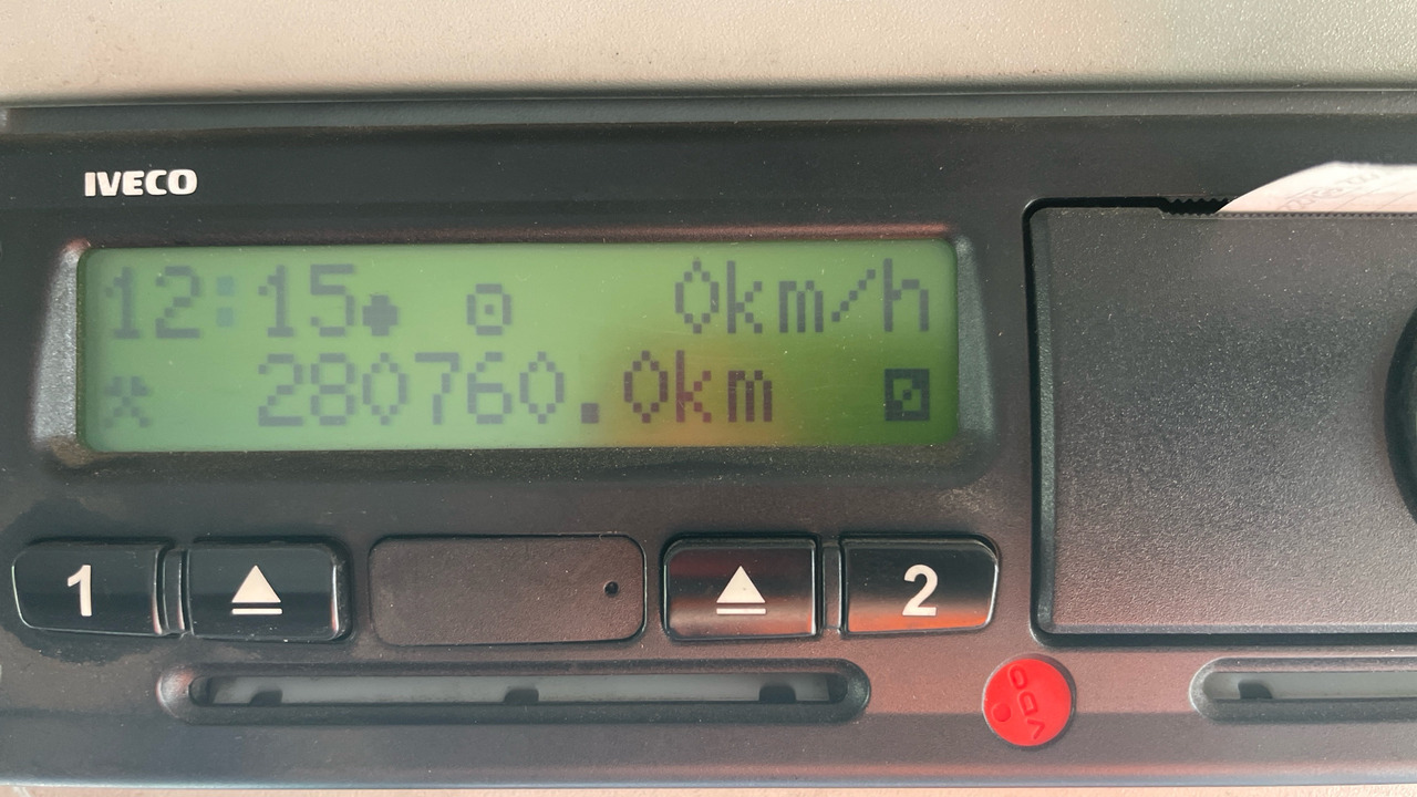Kamion s ceradom IVECO EUROCARGO 120E18: slika Kamion s ceradom IVECO EUROCARGO 120E18
