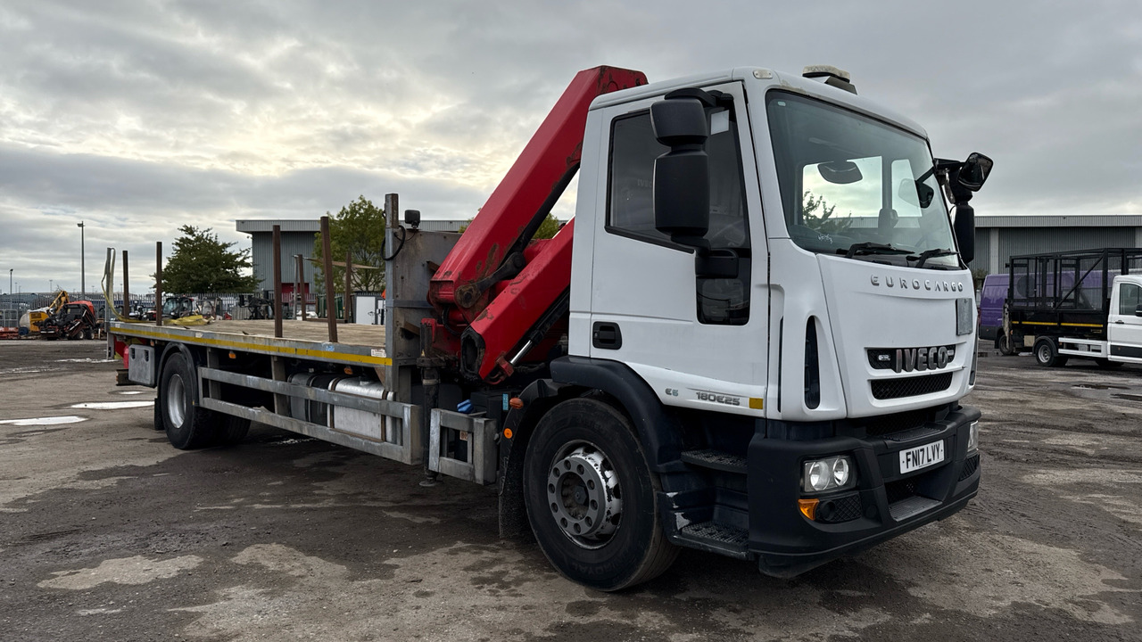 IVECO EUROCARGO 180E25 - Kamion s otvorenim sandukom, Kamion s kranom: slika IVECO EUROCARGO 180E25 - Kamion s otvorenim sandukom, Kamion s kranom IVECO EUROCARGO 180E25 - Kamion s otvorenim sandukom, Kamion s kranom: slika IVECO EUROCARGO 180E25 - Kamion s otvorenim sandukom, Kamion s kranom