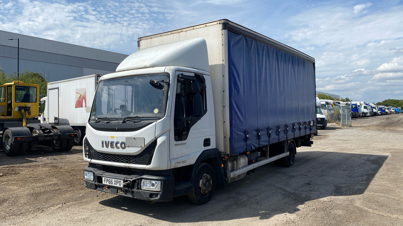 IVECO EUROCARGO 75-160 - Kamion s ceradom: slika IVECO EUROCARGO 75-160 - Kamion s ceradom IVECO EUROCARGO 75-160 - Kamion s ceradom: slika IVECO EUROCARGO 75-160 - Kamion s ceradom