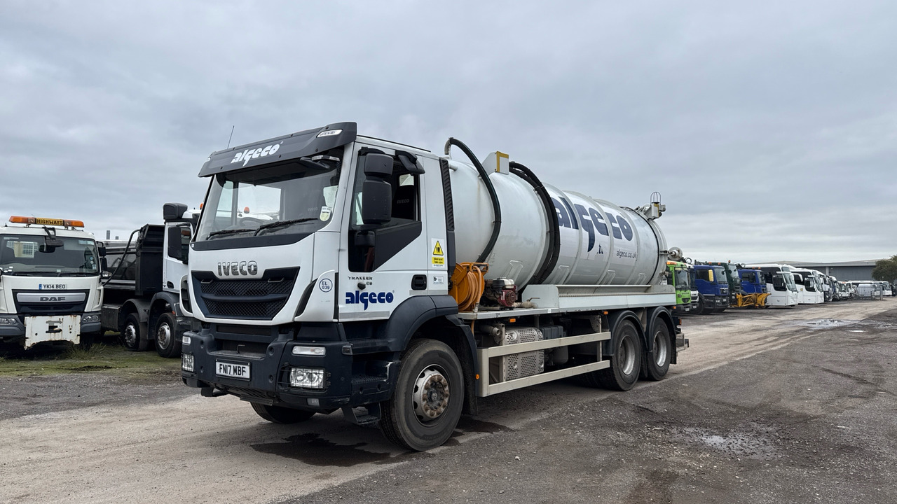 IVECO TRAKKER 360 - Vakum kamion: slika IVECO TRAKKER 360 - Vakum kamion IVECO TRAKKER 360 - Vakum kamion: slika IVECO TRAKKER 360 - Vakum kamion