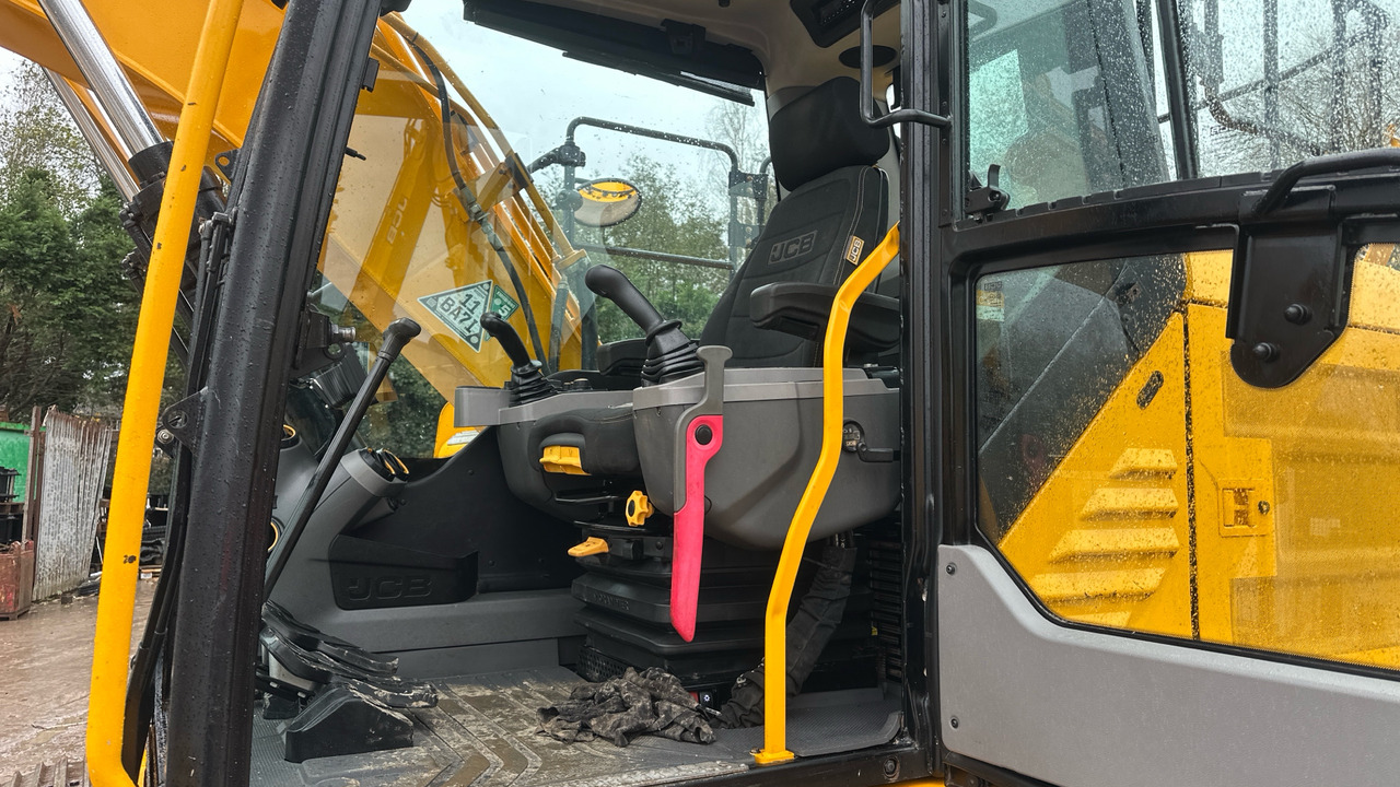 JCB 140X LC - Bager gusjeničar: slika JCB 140X LC - Bager gusjeničar JCB 140X LC - Bager gusjeničar: slika JCB 140X LC - Bager gusjeničar