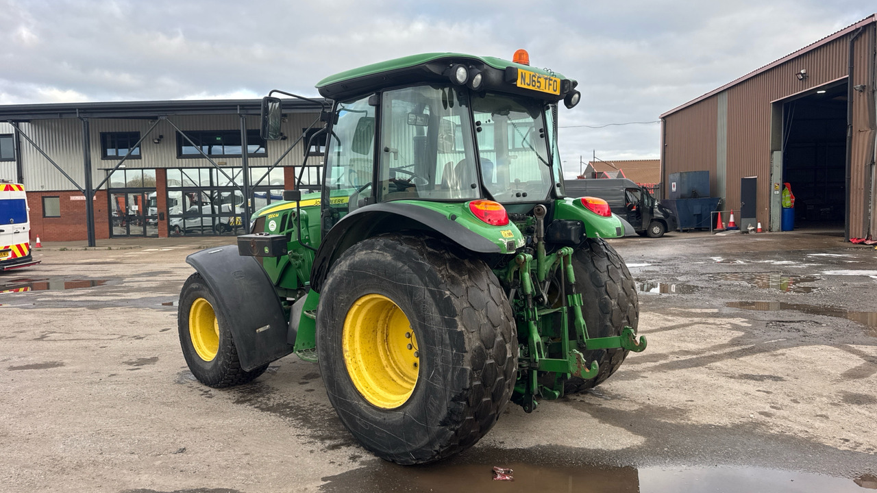 JOHN DEERE 5100M - Traktor: slika JOHN DEERE 5100M - Traktor JOHN DEERE 5100M - Traktor: slika JOHN DEERE 5100M - Traktor