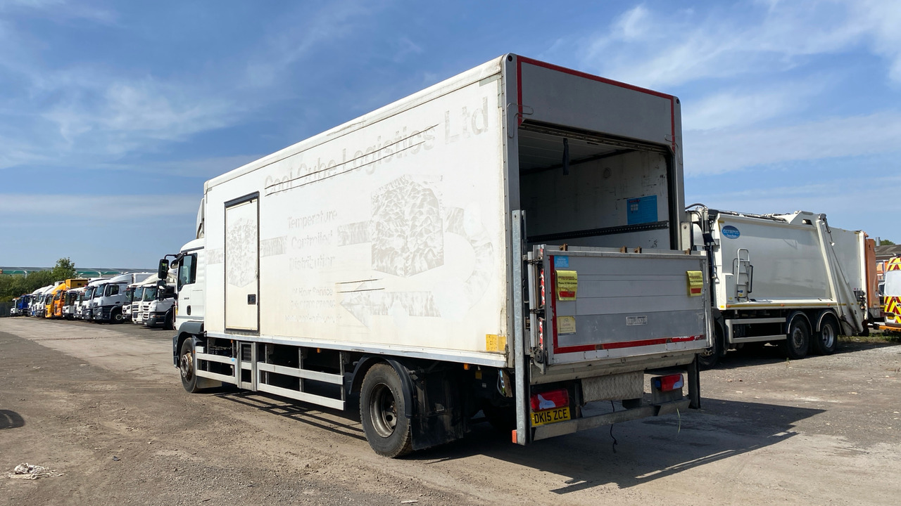 MAN TG-M 18.250 - Kamion hladnjača: slika MAN TG-M 18.250 - Kamion hladnjača MAN TG-M 18.250 - Kamion hladnjača: slika MAN TG-M 18.250 - Kamion hladnjača