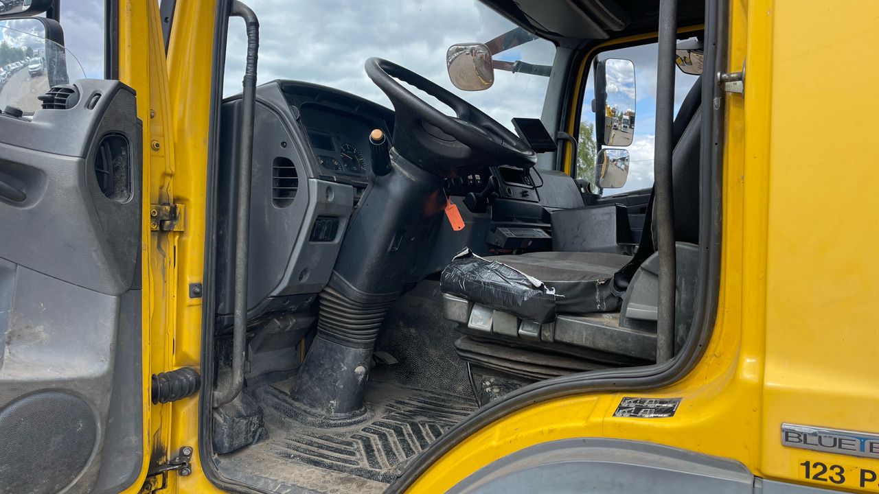 MERCEDES ATEGO 1824 - Vakum kamion: slika MERCEDES ATEGO 1824 - Vakum kamion MERCEDES ATEGO 1824 - Vakum kamion: slika MERCEDES ATEGO 1824 - Vakum kamion