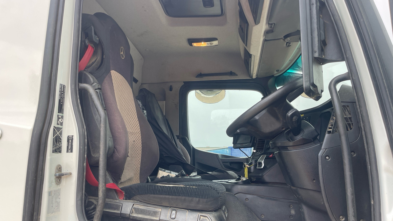 MERCEDES-BENZ AROCS - Kiper, Kamion s kranom: slika MERCEDES-BENZ AROCS - Kiper, Kamion s kranom MERCEDES-BENZ AROCS - Kiper, Kamion s kranom: slika MERCEDES-BENZ AROCS - Kiper, Kamion s kranom
