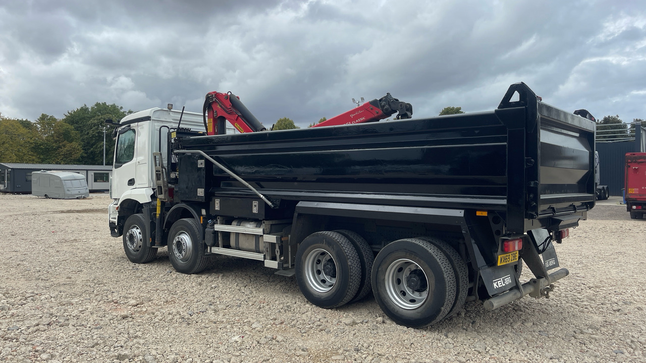 MERCEDES-BENZ AROCS - Kiper, Kamion s kranom: slika MERCEDES-BENZ AROCS - Kiper, Kamion s kranom MERCEDES-BENZ AROCS - Kiper, Kamion s kranom: slika MERCEDES-BENZ AROCS - Kiper, Kamion s kranom