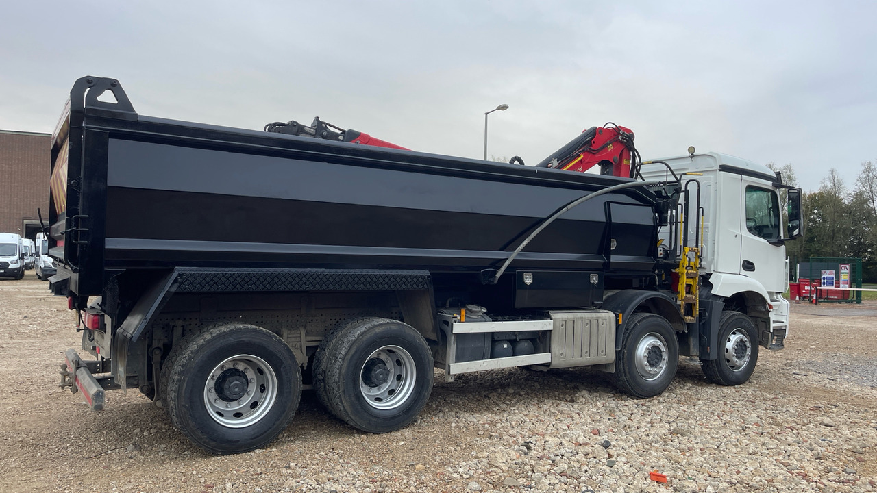 MERCEDES-BENZ AROCS - Kiper, Kamion s kranom: slika MERCEDES-BENZ AROCS - Kiper, Kamion s kranom MERCEDES-BENZ AROCS - Kiper, Kamion s kranom: slika MERCEDES-BENZ AROCS - Kiper, Kamion s kranom