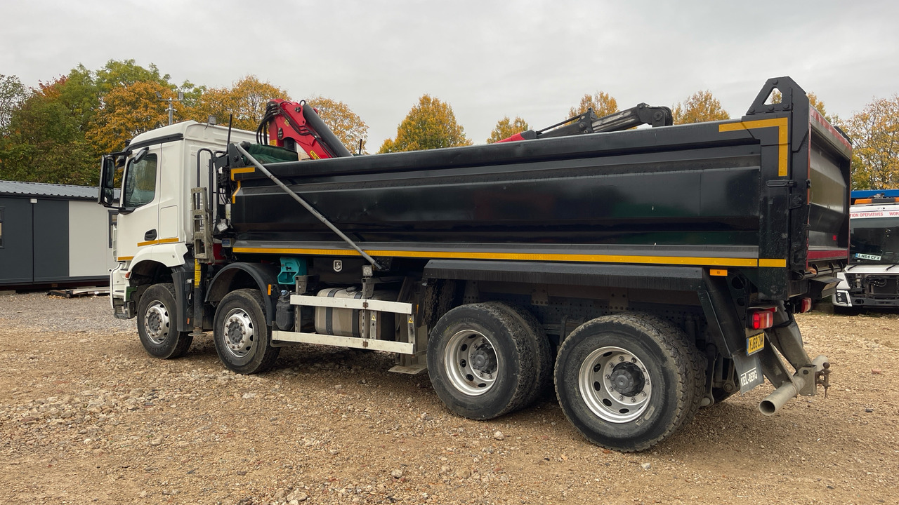 MERCEDES-BENZ AROCS - Kiper, Kamion s kranom: slika MERCEDES-BENZ AROCS - Kiper, Kamion s kranom MERCEDES-BENZ AROCS - Kiper, Kamion s kranom: slika MERCEDES-BENZ AROCS - Kiper, Kamion s kranom