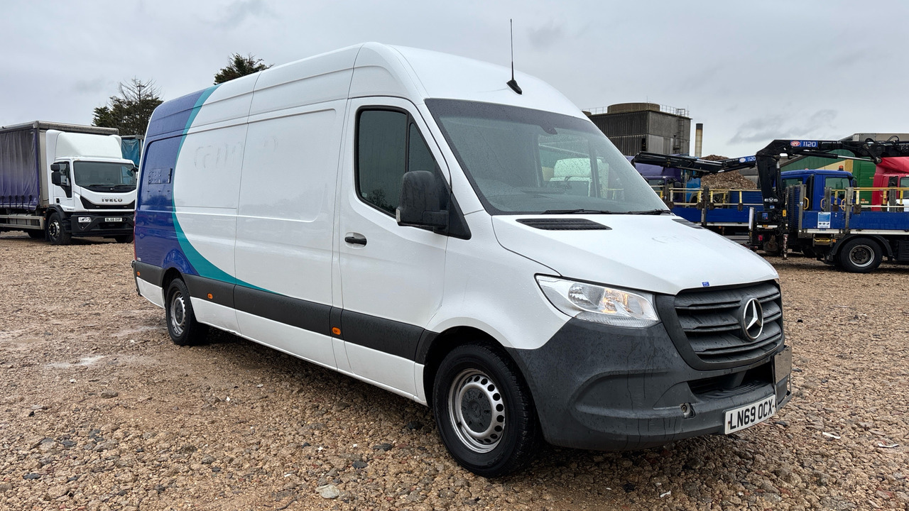MERCEDES-BENZ SPRINTER 314 CDI - Furgon: slika MERCEDES-BENZ SPRINTER 314 CDI - Furgon MERCEDES-BENZ SPRINTER 314 CDI - Furgon: slika MERCEDES-BENZ SPRINTER 314 CDI - Furgon