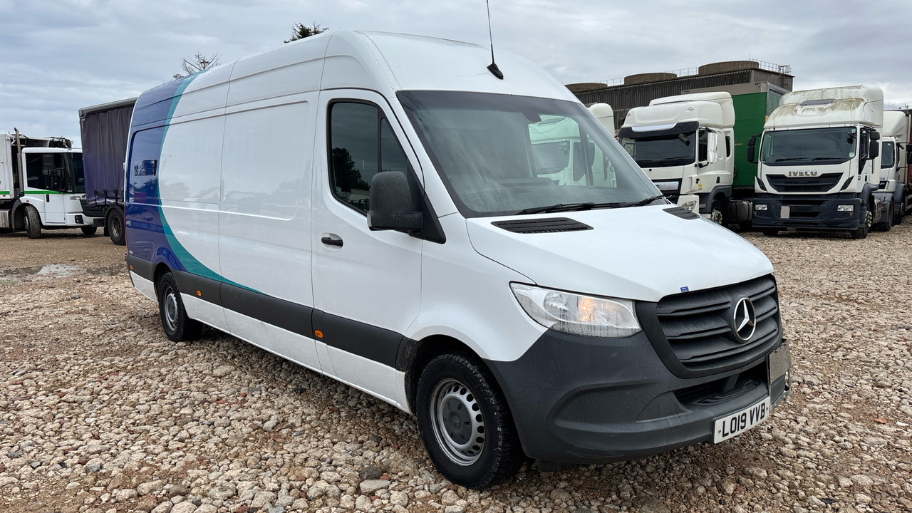 MERCEDES-BENZ SPRINTER 314 CDI - Furgon: slika MERCEDES-BENZ SPRINTER 314 CDI - Furgon MERCEDES-BENZ SPRINTER 314 CDI - Furgon: slika MERCEDES-BENZ SPRINTER 314 CDI - Furgon