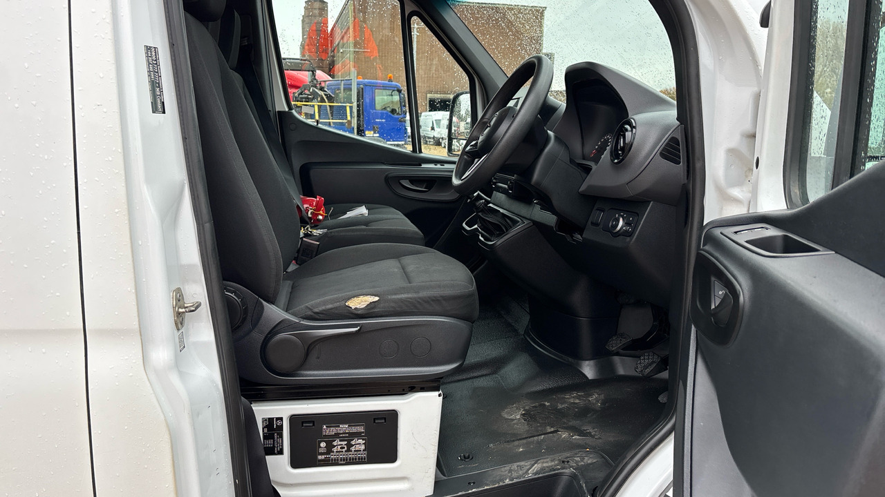 MERCEDES-BENZ SPRINTER 314 CDI - Furgon: slika MERCEDES-BENZ SPRINTER 314 CDI - Furgon MERCEDES-BENZ SPRINTER 314 CDI - Furgon: slika MERCEDES-BENZ SPRINTER 314 CDI - Furgon