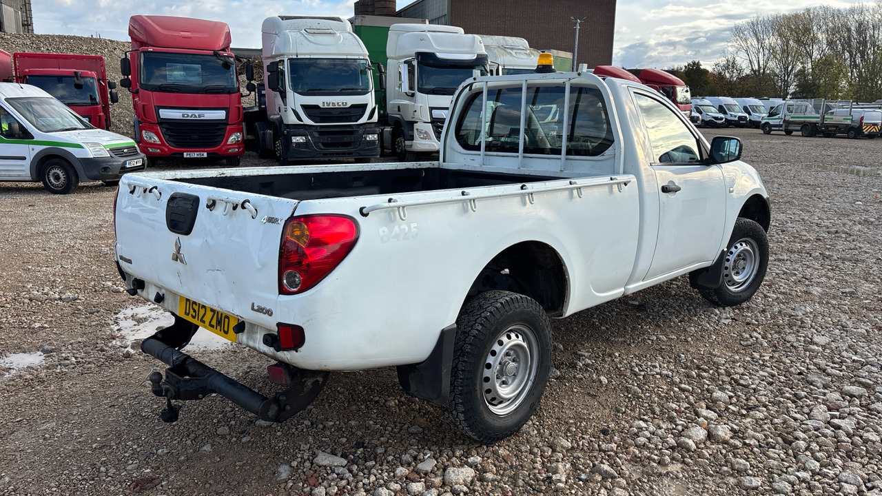 MITSUBISHI L200 - Pick-up: slika MITSUBISHI L200 - Pick-up MITSUBISHI L200 - Pick-up: slika MITSUBISHI L200 - Pick-up