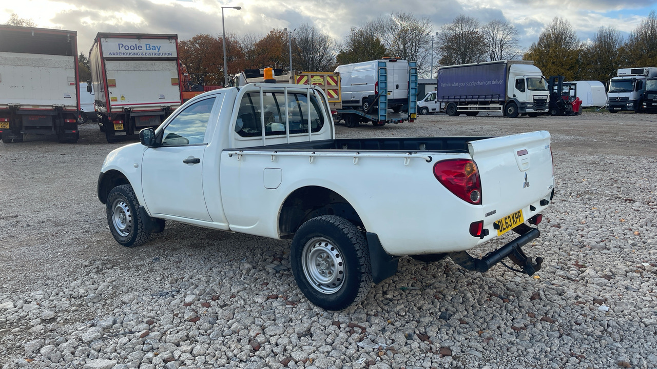 MITSUBISHI L200 - Pick-up: slika MITSUBISHI L200 - Pick-up MITSUBISHI L200 - Pick-up: slika MITSUBISHI L200 - Pick-up