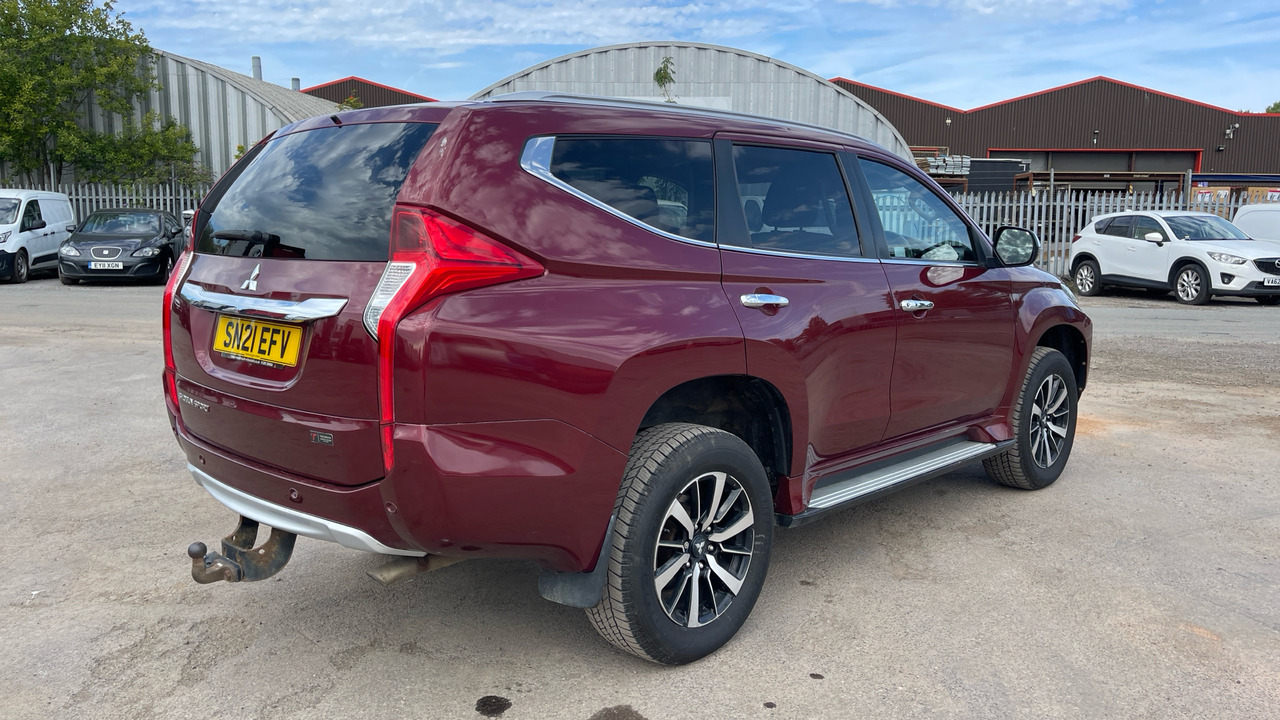 MITSUBISHI SHOGUN SPORT 2.4 DI-DC - SUV: slika MITSUBISHI SHOGUN SPORT 2.4 DI-DC - SUV MITSUBISHI SHOGUN SPORT 2.4 DI-DC - SUV: slika MITSUBISHI SHOGUN SPORT 2.4 DI-DC - SUV