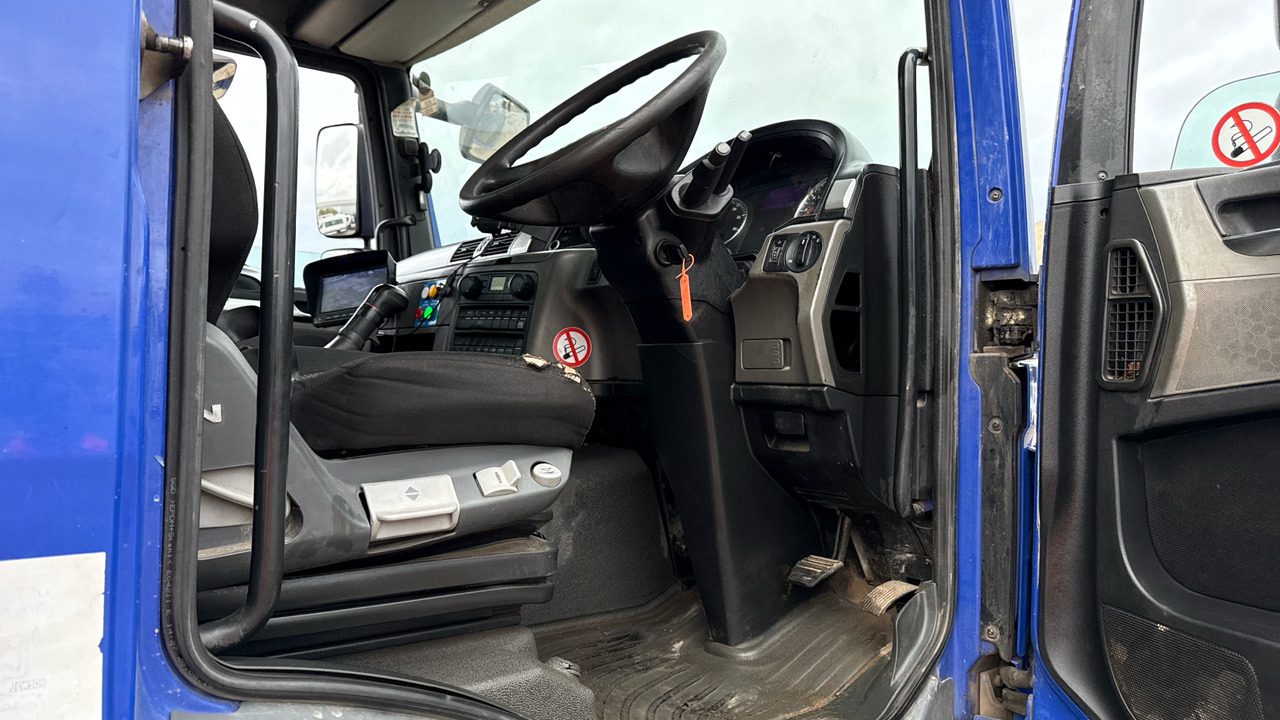 Man TGM 18.250 - Kamion s otvorenim sandukom, Kamion s kranom: slika Man TGM 18.250 - Kamion s otvorenim sandukom, Kamion s kranom Man TGM 18.250 - Kamion s otvorenim sandukom, Kamion s kranom: slika Man TGM 18.250 - Kamion s otvorenim sandukom, Kamion s kranom