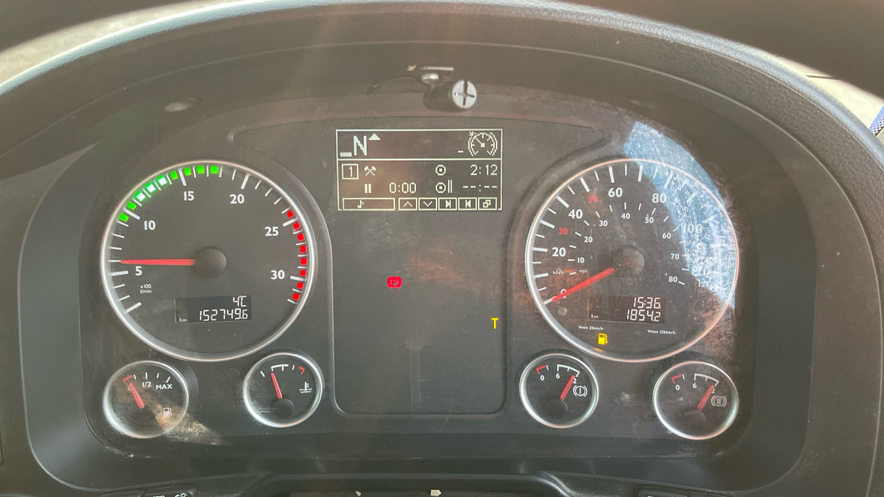 Kamion s otvorenim sandukom, Kamion s kranom Man TGS 26.360: slika Kamion s otvorenim sandukom, Kamion s kranom Man TGS 26.360 Kamion s otvorenim sandukom, Kamion s kranom Man TGS 26.360: slika Kamion s otvorenim sandukom, Kamion s kranom Man TGS 26.360