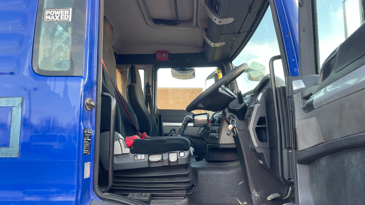 Man TGS 26.360 - Kamion s otvorenim sandukom, Kamion s kranom: slika Man TGS 26.360 - Kamion s otvorenim sandukom, Kamion s kranom Man TGS 26.360 - Kamion s otvorenim sandukom, Kamion s kranom: slika Man TGS 26.360 - Kamion s otvorenim sandukom, Kamion s kranom