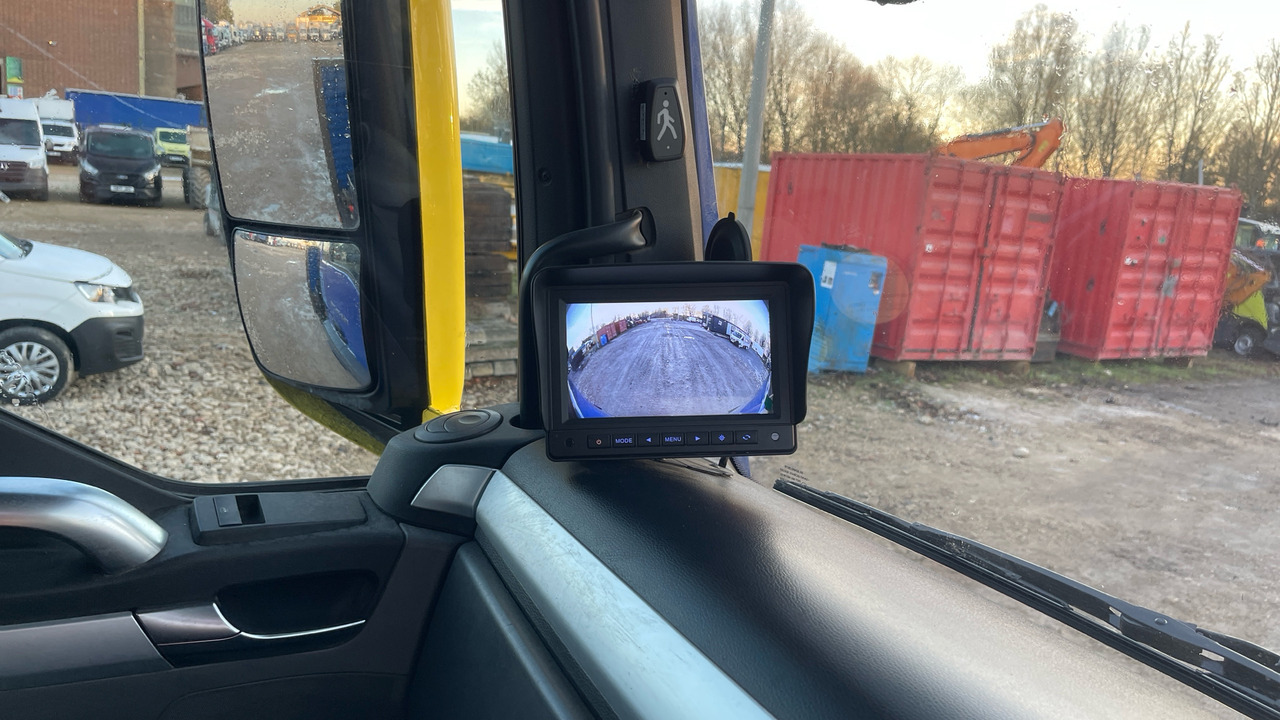 Kamion s otvorenim sandukom, Kamion s kranom Man TGS 26.360: slika Kamion s otvorenim sandukom, Kamion s kranom Man TGS 26.360 Kamion s otvorenim sandukom, Kamion s kranom Man TGS 26.360: slika Kamion s otvorenim sandukom, Kamion s kranom Man TGS 26.360