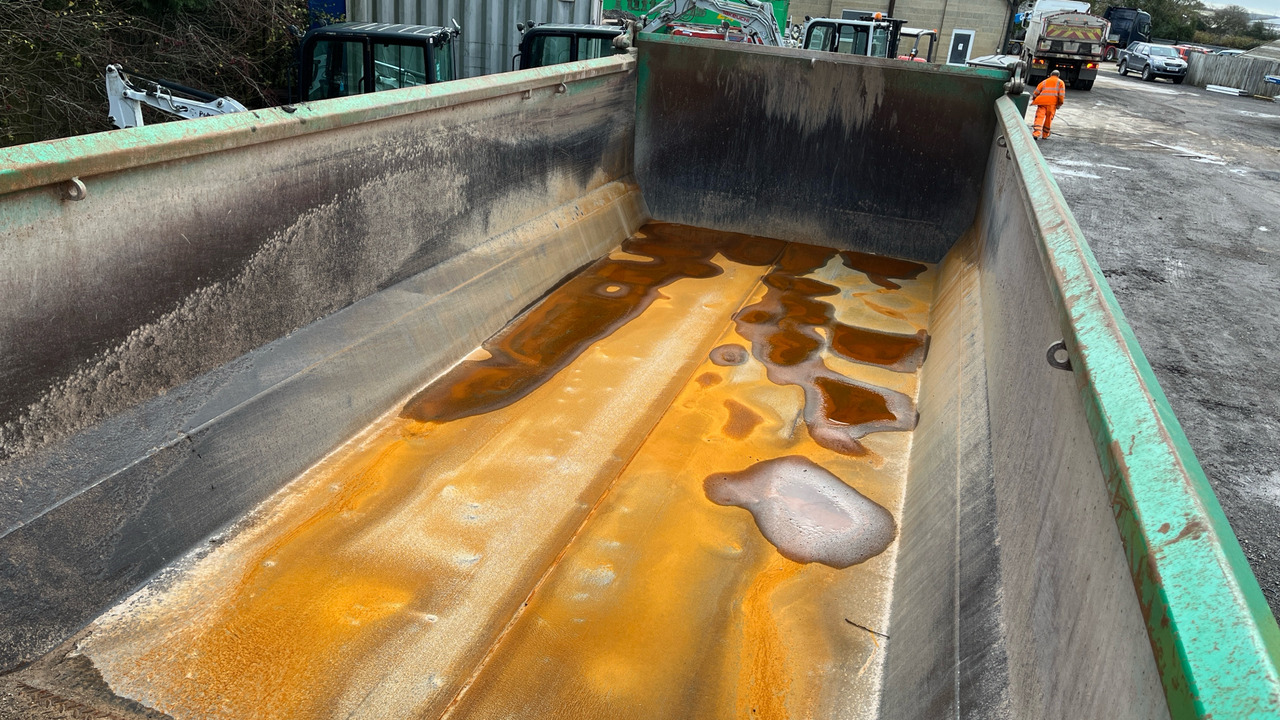 Kiper Mercedes-Benz Arocs 3240: slika Kiper Mercedes-Benz Arocs 3240 Kiper Mercedes-Benz Arocs 3240: slika Kiper Mercedes-Benz Arocs 3240