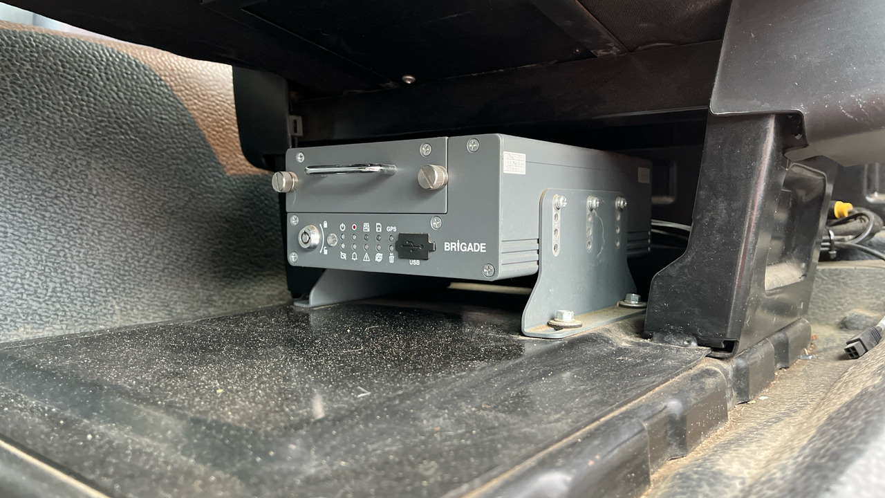 Kiper Mercedes-Benz Arocs 3240: slika Kiper Mercedes-Benz Arocs 3240 Kiper Mercedes-Benz Arocs 3240: slika Kiper Mercedes-Benz Arocs 3240