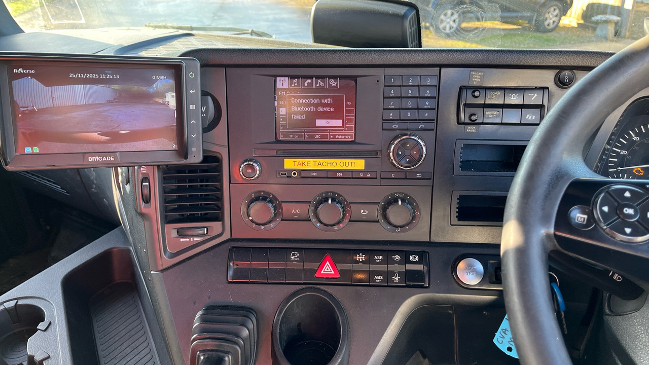 Kiper Mercedes-Benz Arocs 3240: slika Kiper Mercedes-Benz Arocs 3240 Kiper Mercedes-Benz Arocs 3240: slika Kiper Mercedes-Benz Arocs 3240