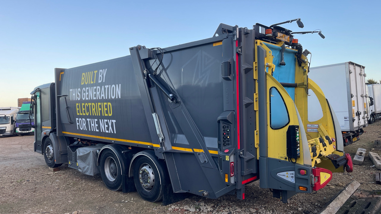 Mercedes-Benz Econic - Kamion za odvoz smeća: slika Mercedes-Benz Econic - Kamion za odvoz smeća Mercedes-Benz Econic - Kamion za odvoz smeća: slika Mercedes-Benz Econic - Kamion za odvoz smeća