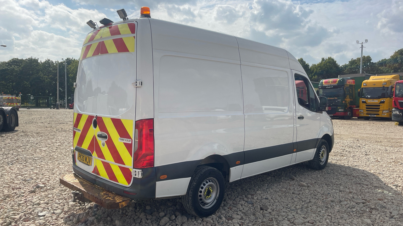 Mercedes-Benz Sprinter 316 CDI - Furgon: slika Mercedes-Benz Sprinter 316 CDI - Furgon Mercedes-Benz Sprinter 316 CDI - Furgon: slika Mercedes-Benz Sprinter 316 CDI - Furgon