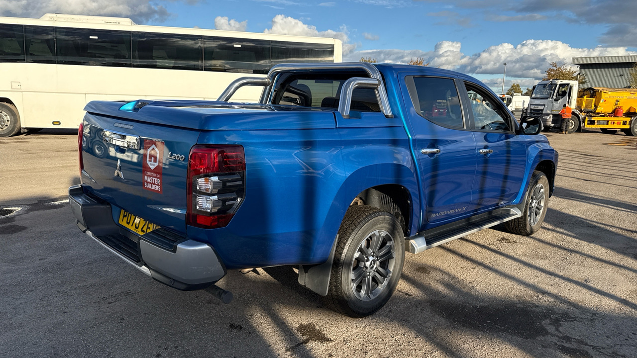 Mitsubishi L200 DI-D 2.3 Barbarian X 150PS - Pick-up, Dostavno vozilo s dvostrukom kabinom: slika Mitsubishi L200 DI-D 2.3 Barbarian X 150PS - Pick-up, Dostavno vozilo s dvostrukom kabinom Mitsubishi L200 DI-D 2.3 Barbarian X 150PS - Pick-up, Dostavno vozilo s dvostrukom kabinom: slika Mitsubishi L200 DI-D 2.3 Barbarian X 150PS - Pick-up, Dostavno vozilo s dvostrukom kabinom