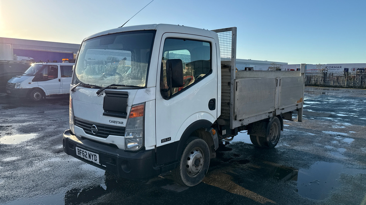 NISSAN CABSTAR 35.14 dCi - Dostavno vozilo s ravnom platformom: slika NISSAN CABSTAR 35.14 dCi - Dostavno vozilo s ravnom platformom NISSAN CABSTAR 35.14 dCi - Dostavno vozilo s ravnom platformom: slika NISSAN CABSTAR 35.14 dCi - Dostavno vozilo s ravnom platformom